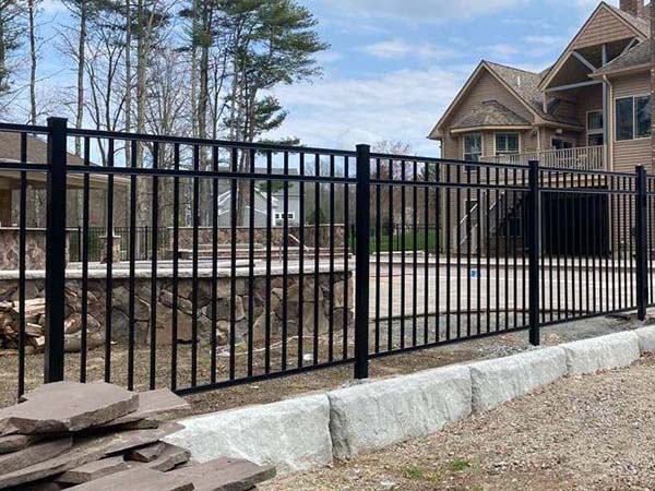 Photo of a Middleborough, MA aluminum fence